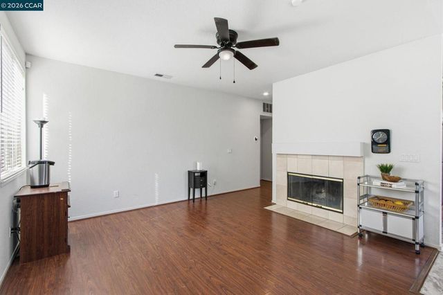 2057 2057 Crater Peak Way, Antioch, CA 94531