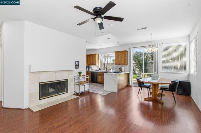 2057 2057 Crater Peak Way, Antioch, CA 94531