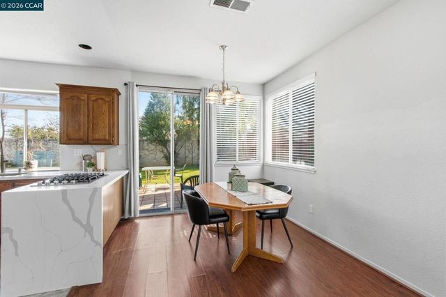 2057 2057 Crater Peak Way, Antioch, CA 94531