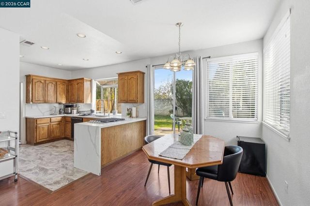 2057 2057 Crater Peak Way, Antioch, CA 94531