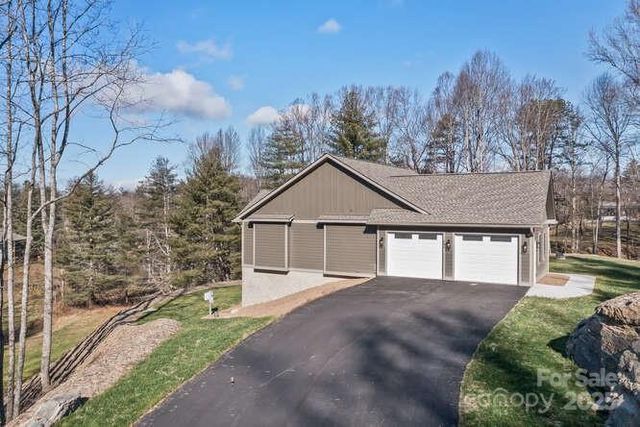 105 Sheila Wynne Drive 8, Fletcher, NC 28732