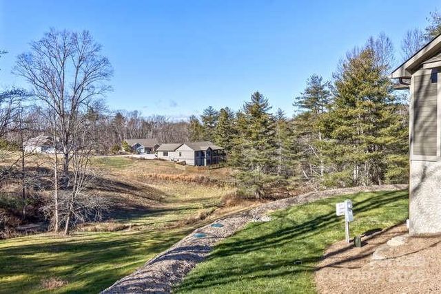 105 Sheila Wynne Drive 8, Fletcher, NC 28732