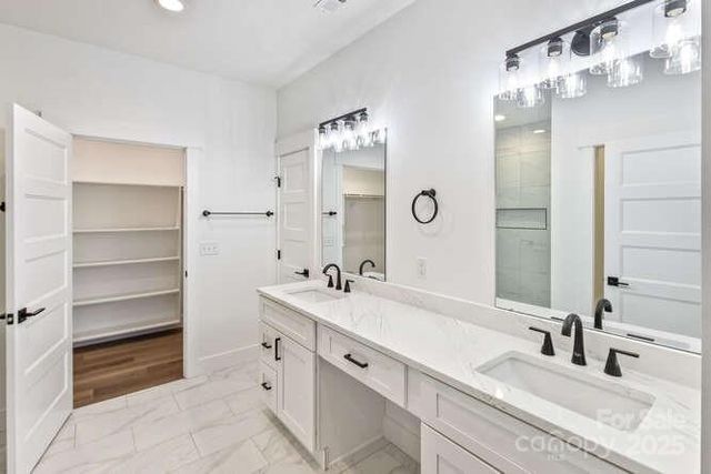 105 Sheila Wynne Drive 8, Fletcher, NC 28732