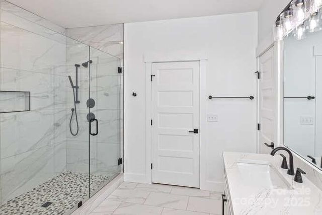 105 Sheila Wynne Drive 8, Fletcher, NC 28732