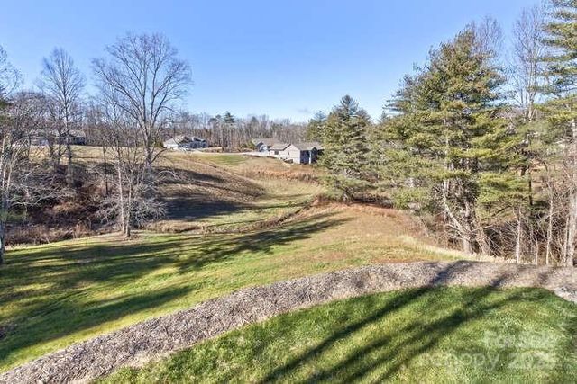 105 Sheila Wynne Drive 8, Fletcher, NC 28732