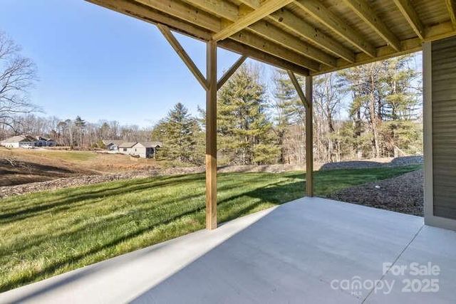 105 Sheila Wynne Drive 8, Fletcher, NC 28732