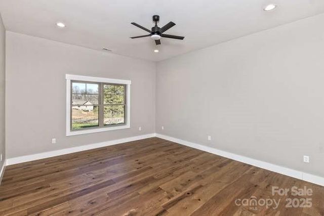 105 Sheila Wynne Drive 8, Fletcher, NC 28732