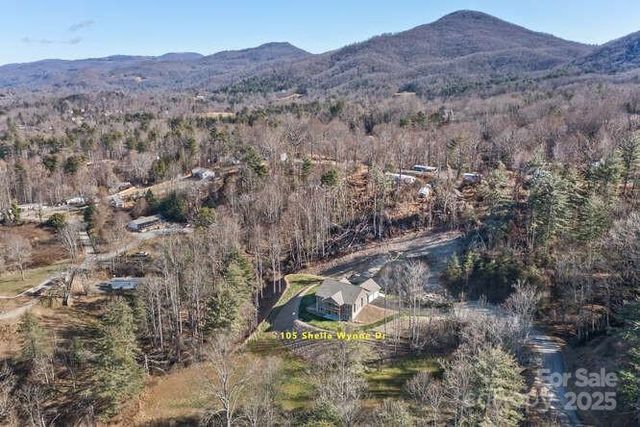 105 Sheila Wynne Drive 8, Fletcher, NC 28732