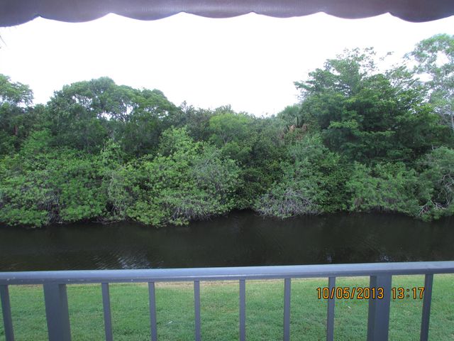 1141 Lake Victoria Drive F, West Palm Beach, FL 33411