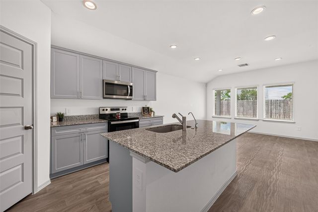 1143 Buffalograss Trail, Sealy, TX 77474