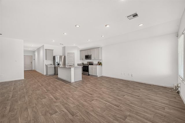 1143 Buffalograss Trail, Sealy, TX 77474