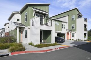 2670 Franz Kafka Ave, Santa Rosa, CA 95404