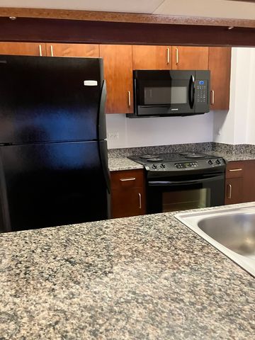 1740 OAK Avenue 707, Evanston, IL 60201