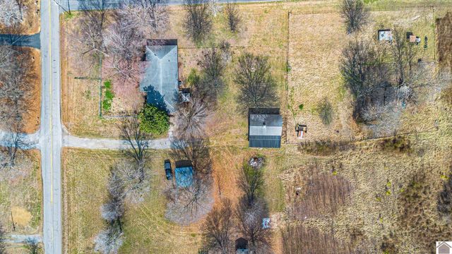 860 Bryant Ford Rd., Paducah, KY 42003