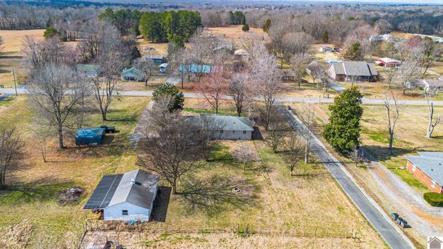 860 Bryant Ford Rd., Paducah, KY 42003