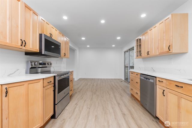 7938 Spartan Court SE, Lacey, WA 98503