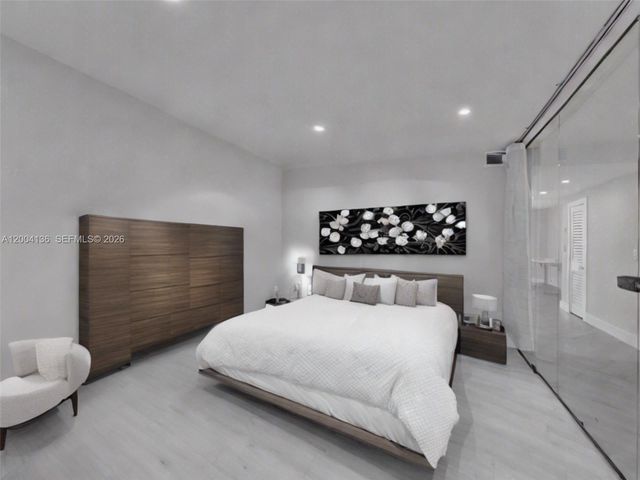 3744 NE 167th St 43, North Miami Beach, FL 33160