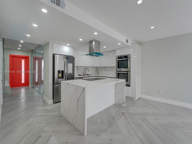 3744 NE 167th St 43, North Miami Beach, FL 33160