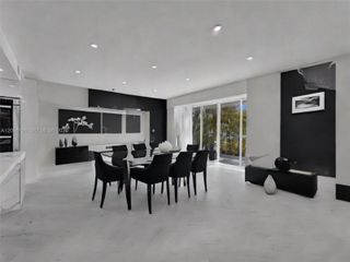 3744 NE 167th St 43, North Miami Beach, FL 33160