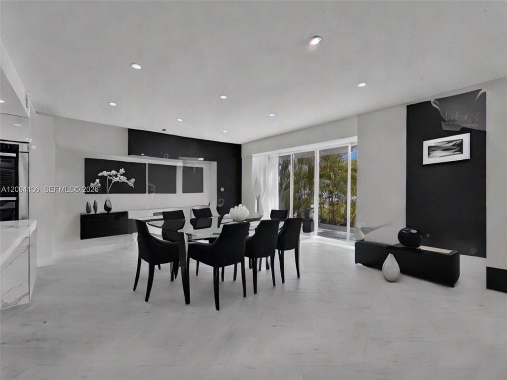 3744 NE 167th St 43, North Miami Beach, FL 33160