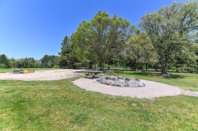 7734 Marsh ROAD, Waterford, WI 53185