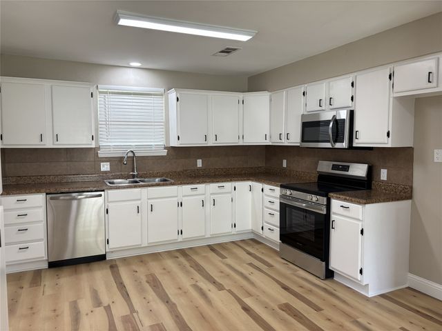 10302 County Road 3705, Quinlan, TX 75474