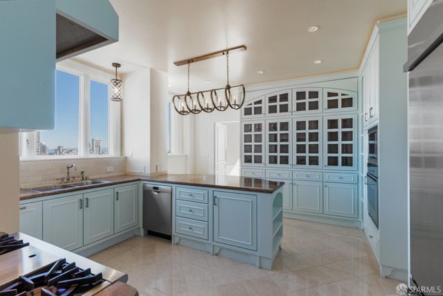 1800 Gough Street 7, San Francisco, CA 94109