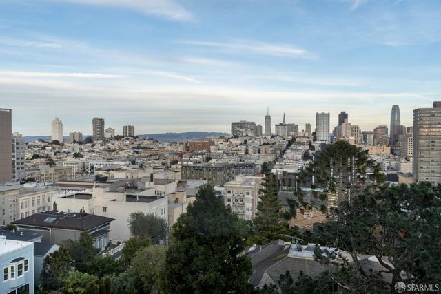 1800 Gough Street 7, San Francisco, CA 94109