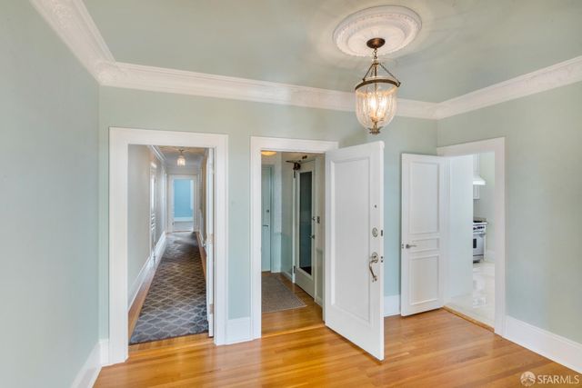 1800 Gough Street 7, San Francisco, CA 94109