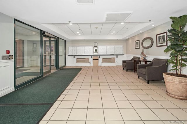 123 Mamaroneck Avenue 218, Mamaroneck, NY 10543