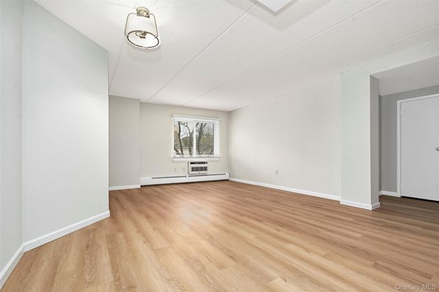 123 Mamaroneck Avenue 218, Mamaroneck, NY 10543