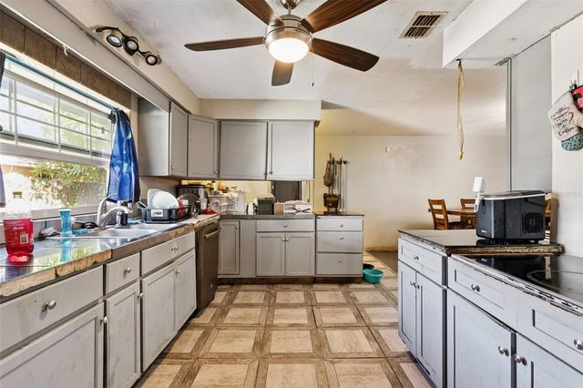 2900 WOODBRIDGE LANE, Orlando, FL 32808