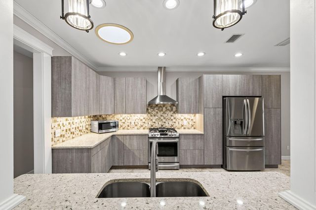 2845 Jack Nicklaus Way, Shalimar, FL 32579