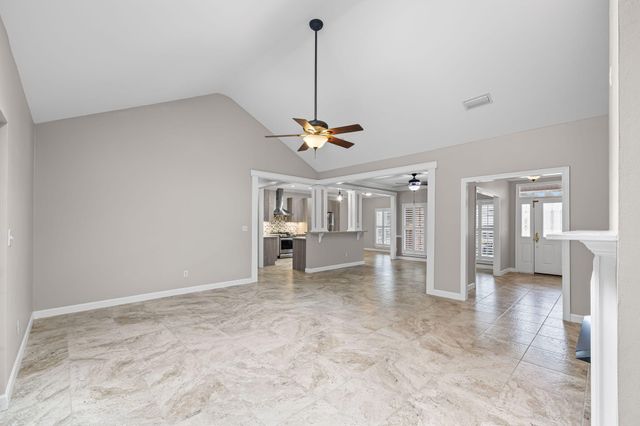 2845 Jack Nicklaus Way, Shalimar, FL 32579