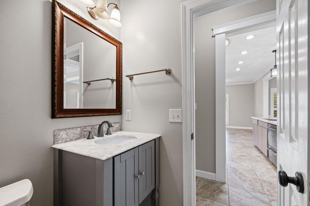 2845 Jack Nicklaus Way, Shalimar, FL 32579