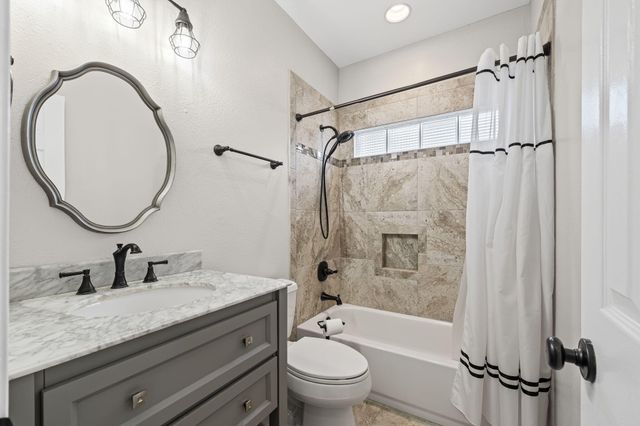 2845 Jack Nicklaus Way, Shalimar, FL 32579