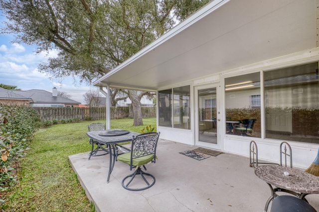 2845 Jack Nicklaus Way, Shalimar, FL 32579