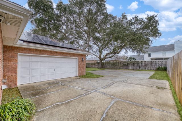 2845 Jack Nicklaus Way, Shalimar, FL 32579