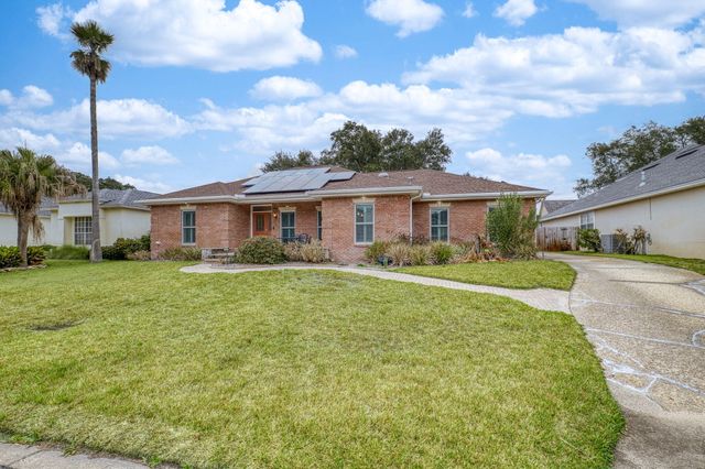 2845 Jack Nicklaus Way, Shalimar, FL 32579