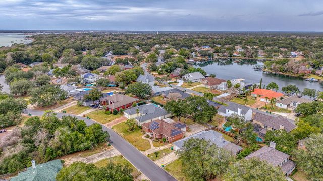 2845 Jack Nicklaus Way, Shalimar, FL 32579