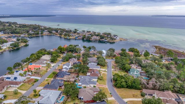 2845 Jack Nicklaus Way, Shalimar, FL 32579