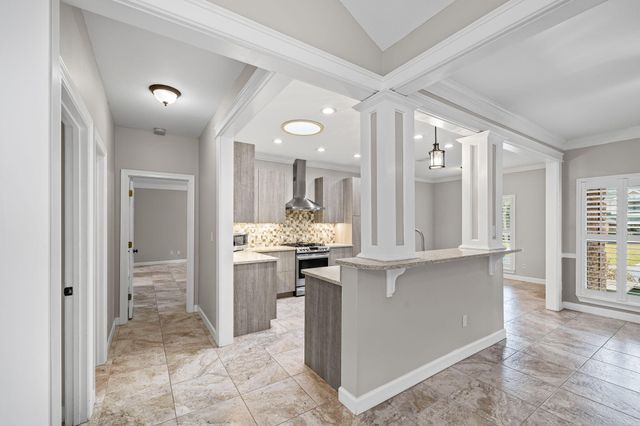 2845 Jack Nicklaus Way, Shalimar, FL 32579