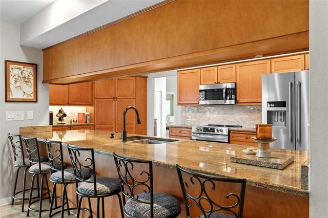 11206 POCKET BROOK, Tampa, FL 33635