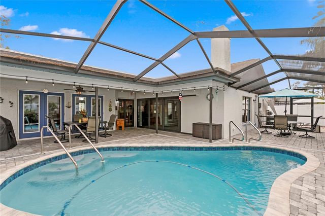 11206 POCKET BROOK, Tampa, FL 33635