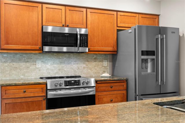 11206 POCKET BROOK, Tampa, FL 33635