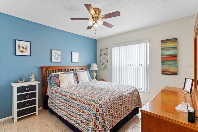 11206 POCKET BROOK, Tampa, FL 33635