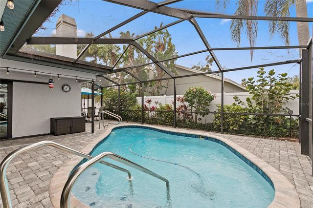 11206 POCKET BROOK, Tampa, FL 33635