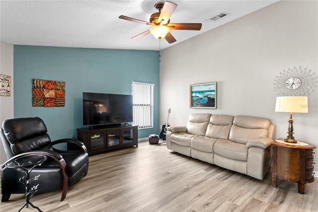 11206 POCKET BROOK, Tampa, FL 33635