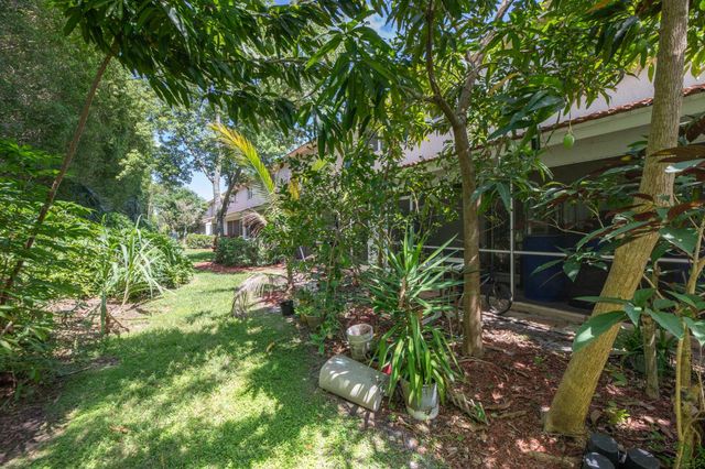7118 Hawks Nest Terrace 7118, Riviera Beach, FL 33407