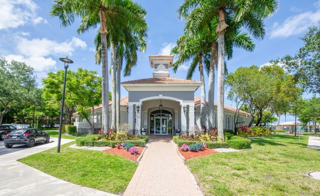 7118 Hawks Nest Terrace 7118, Riviera Beach, FL 33407